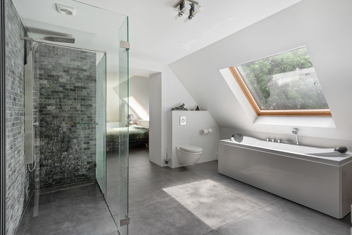 Unieke landelijke woning midden in het groen - pure rust en charme! foto 17