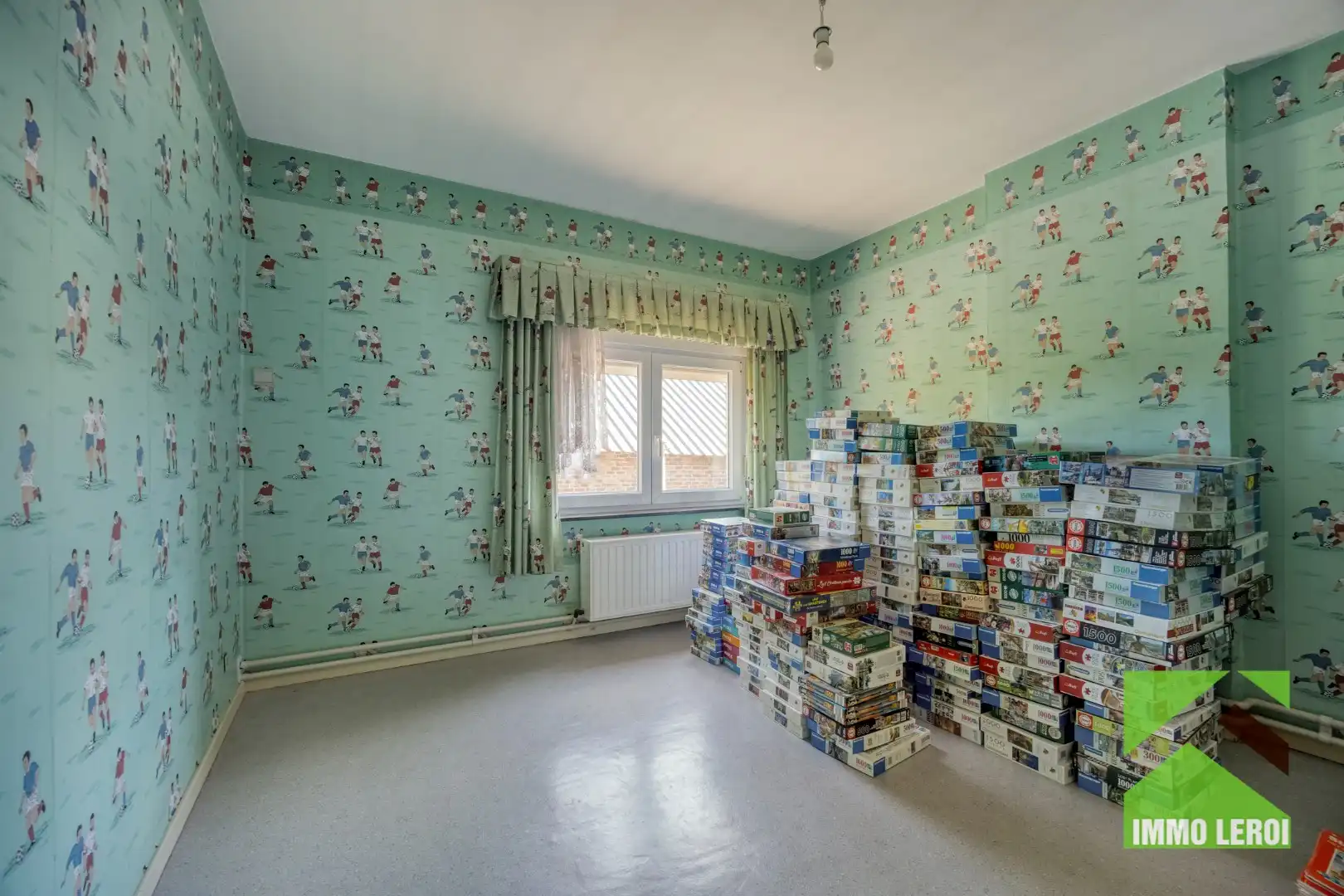 Mooie gezinswoning met 2 garages en prachtige tuin op totaal 52a 91ca foto 13