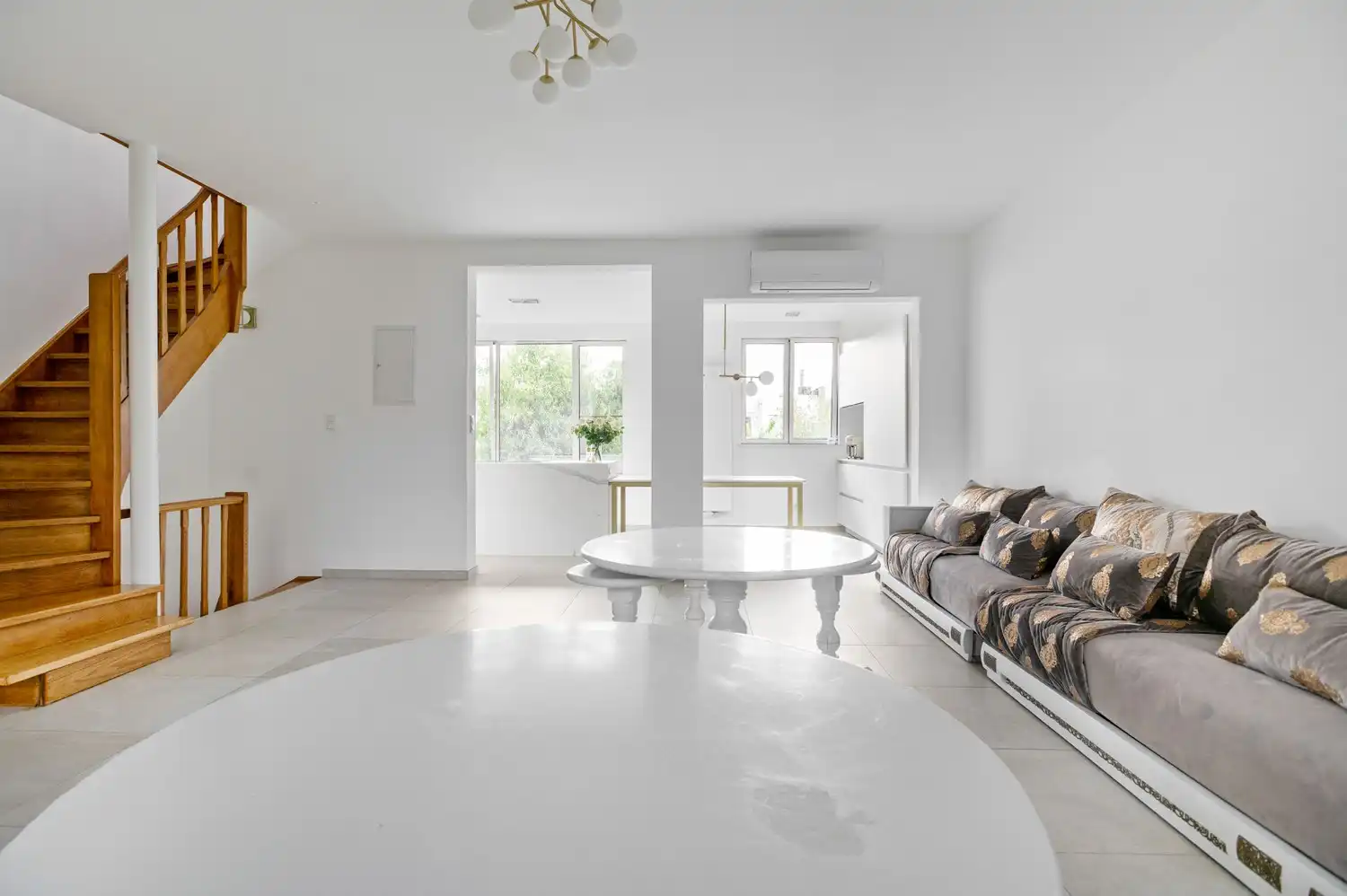 Gerenoveerde bel-étage met 4 slaapkamers en tuin in Borgerhout. foto 11