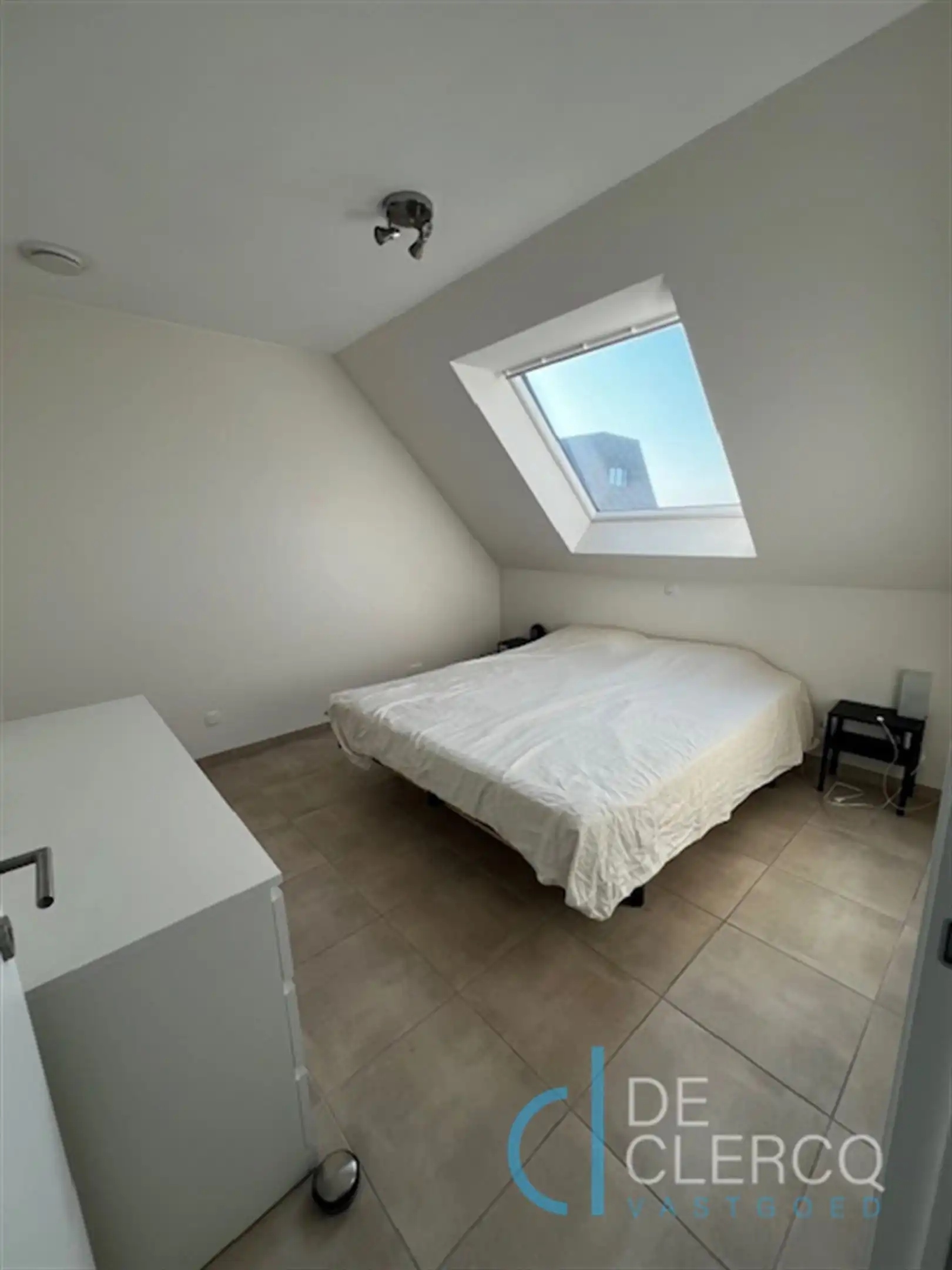 Tijdloos appartement TE HUUR in centrum Lochristi! foto 10