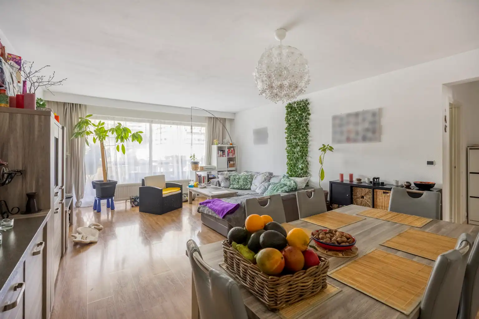 Instapklaar appartement van 103 m² met terras foto 4