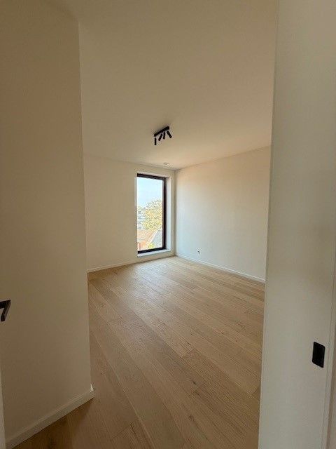 Exclusieve penthouse in residentie Klaver met luxe, ruimte en zon in het hart van Lummen foto 10