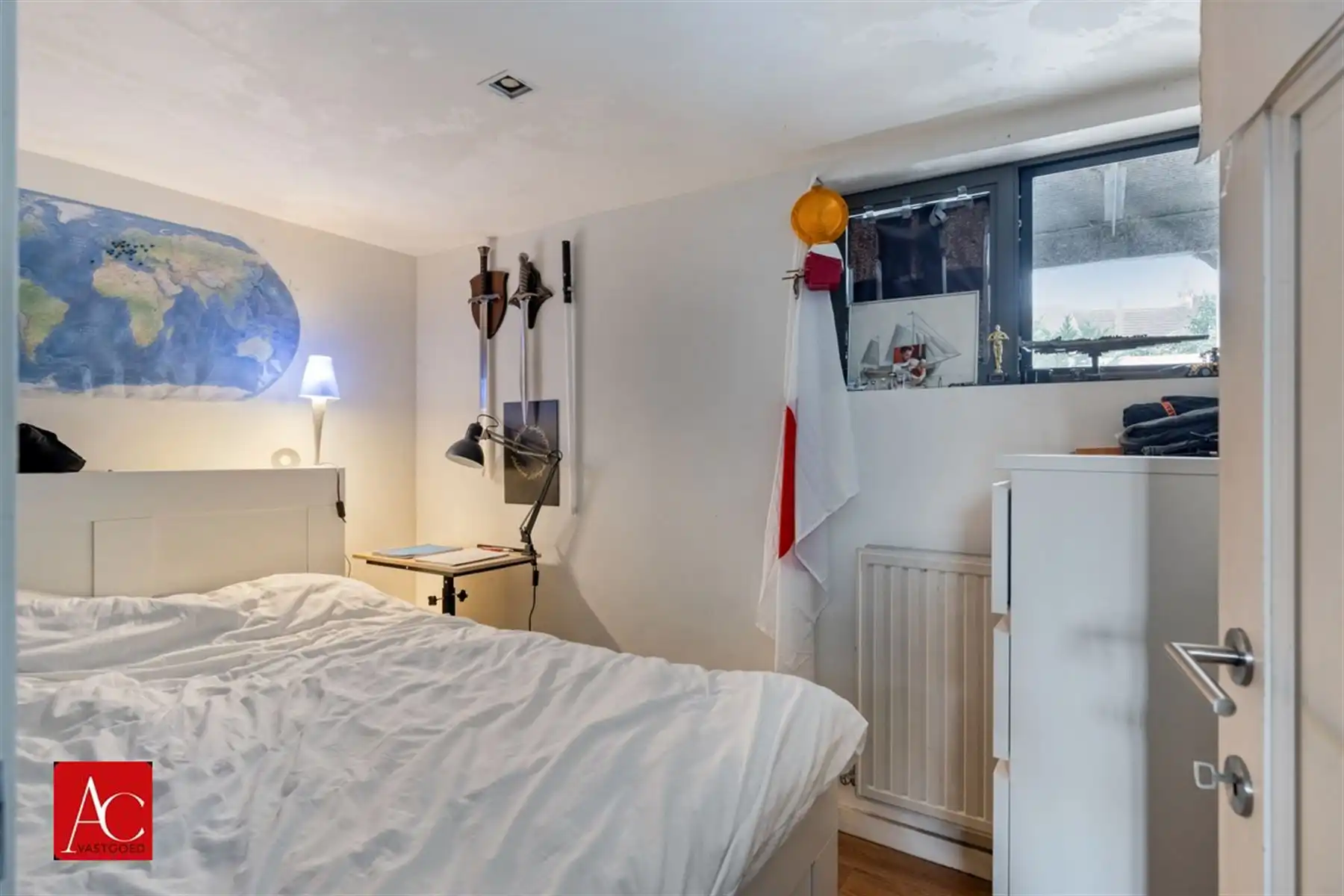 Appartementsgebouw bestaande uit 3 eenheden foto 25
