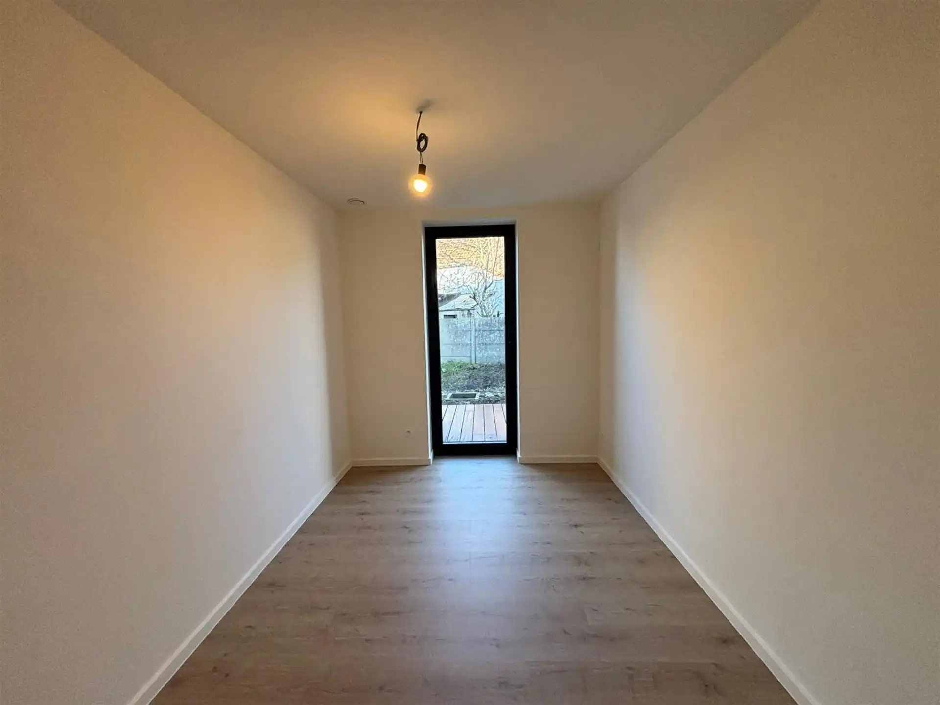 Modern gelijkvloers appartement met private tuin en ruime terrassen in Asse! foto 21