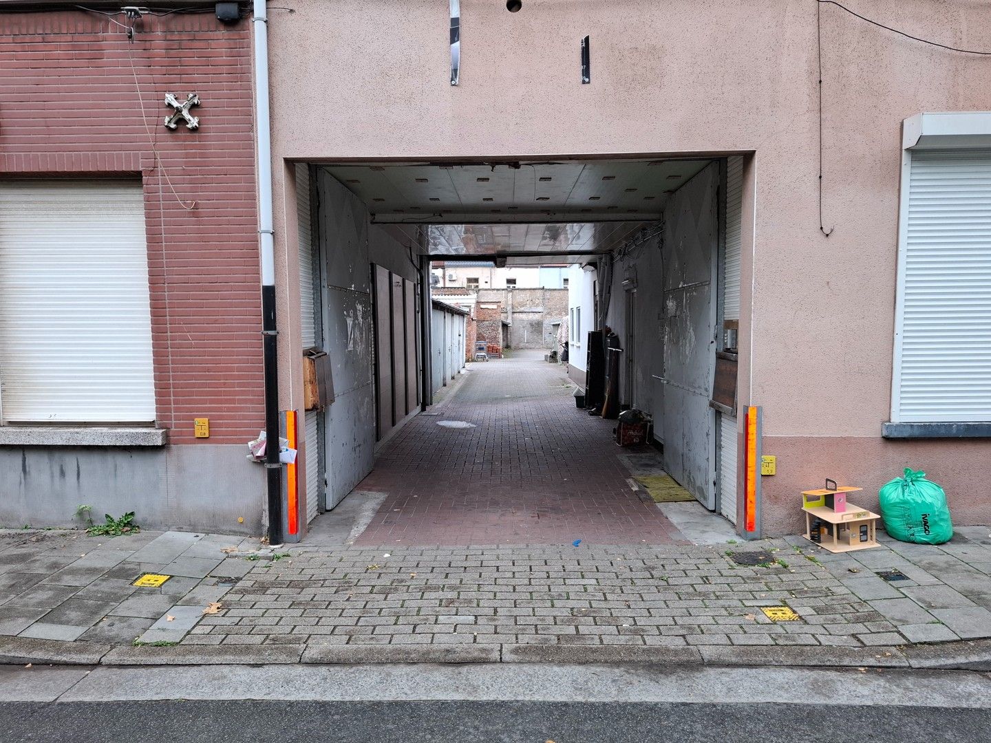 GARAGEBOX(EN) - RABOT/TONDELIER/GERECHTSHOF foto 4