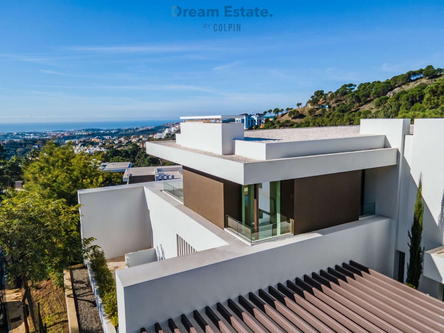 Schitterende villa met panoramisch uitzicht te Benahavis foto 3