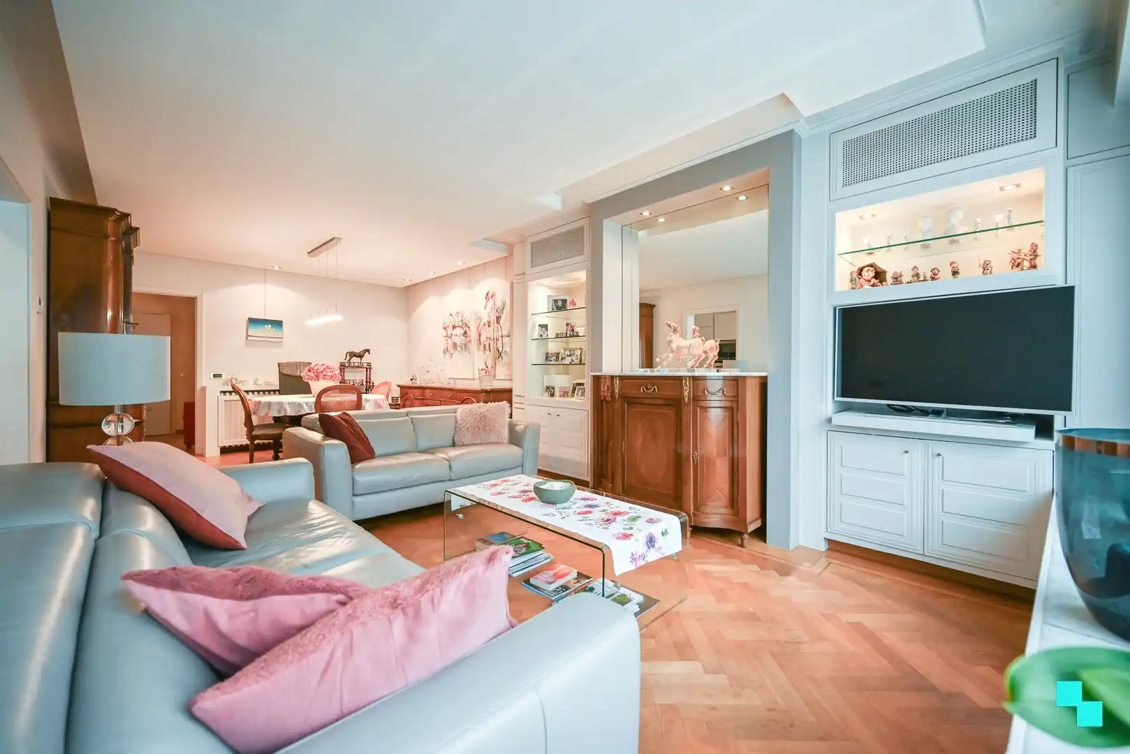 Interessante investeringsopportuniteit in hartje Izegem foto 3
