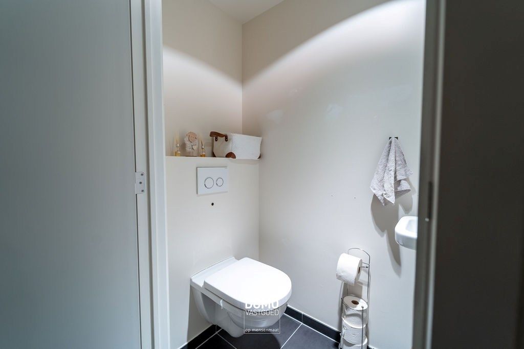 MODERN EN ENERGIEZUINING APPARTEMENT MET 1 SLAAPKAMER EN EIGEN PARKING TE BILZEN foto 9