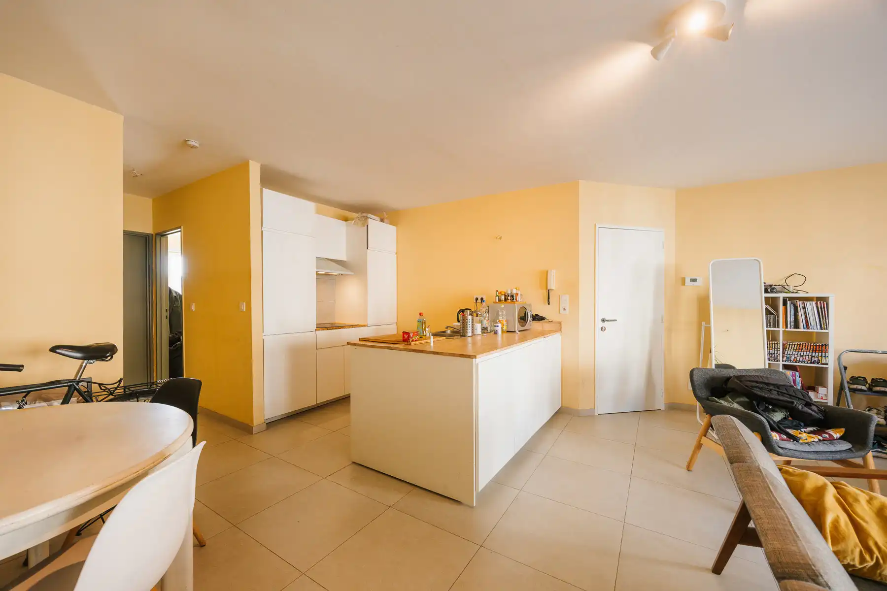 Gerenoveerd appartement in centrum Boom foto 4