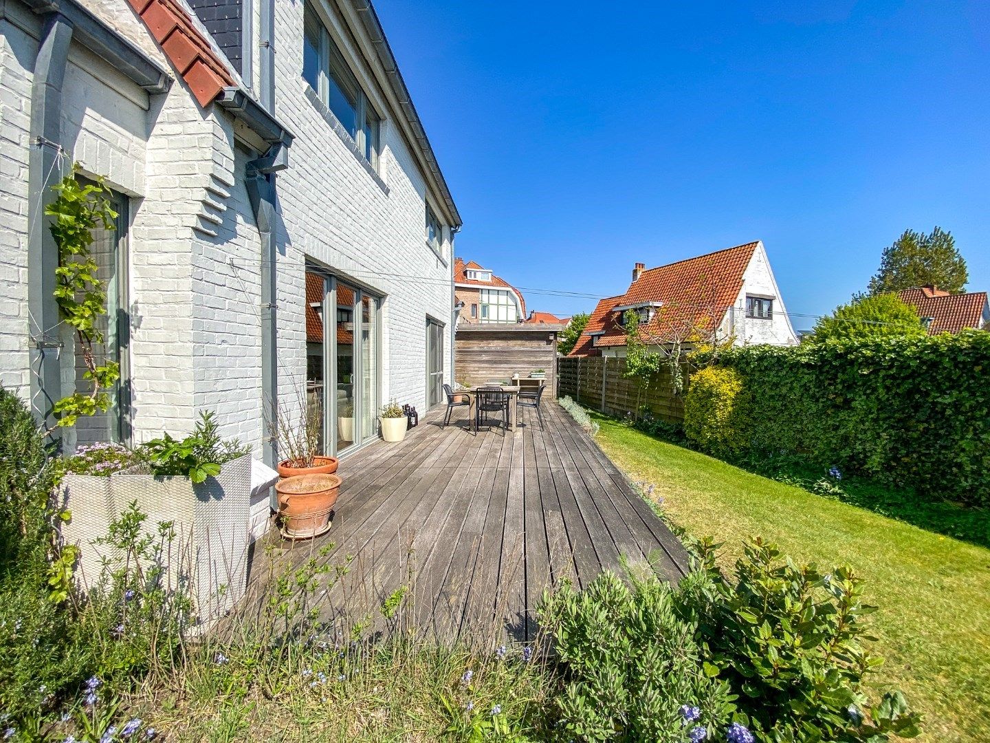 Ruime woning op wandelafstand van de zee. foto 2