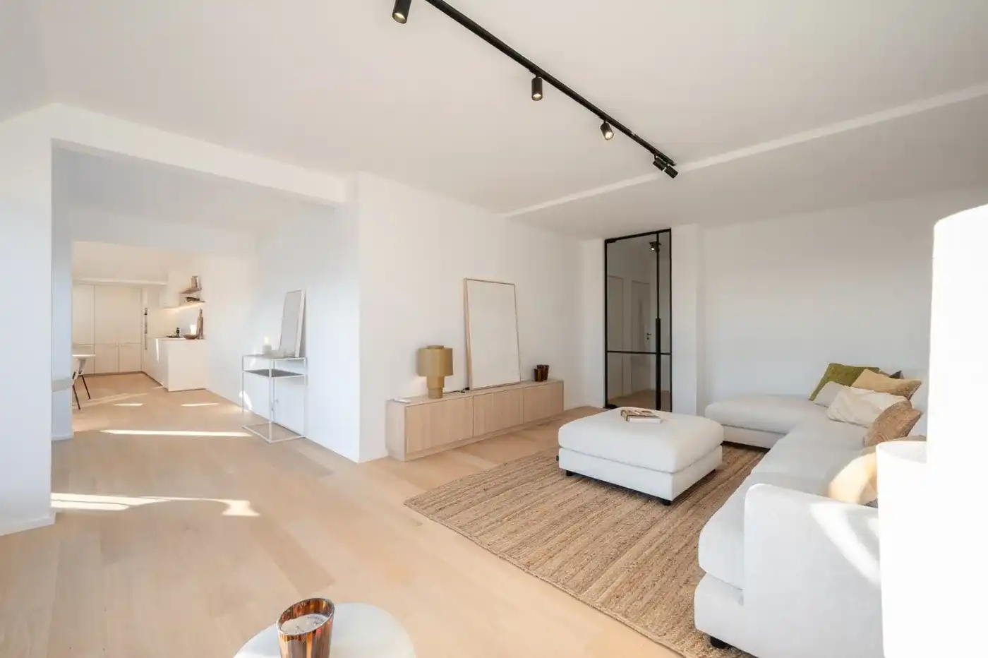 Ruime penthouse van 174m² met vier slaapkamers en zonneterras foto 5