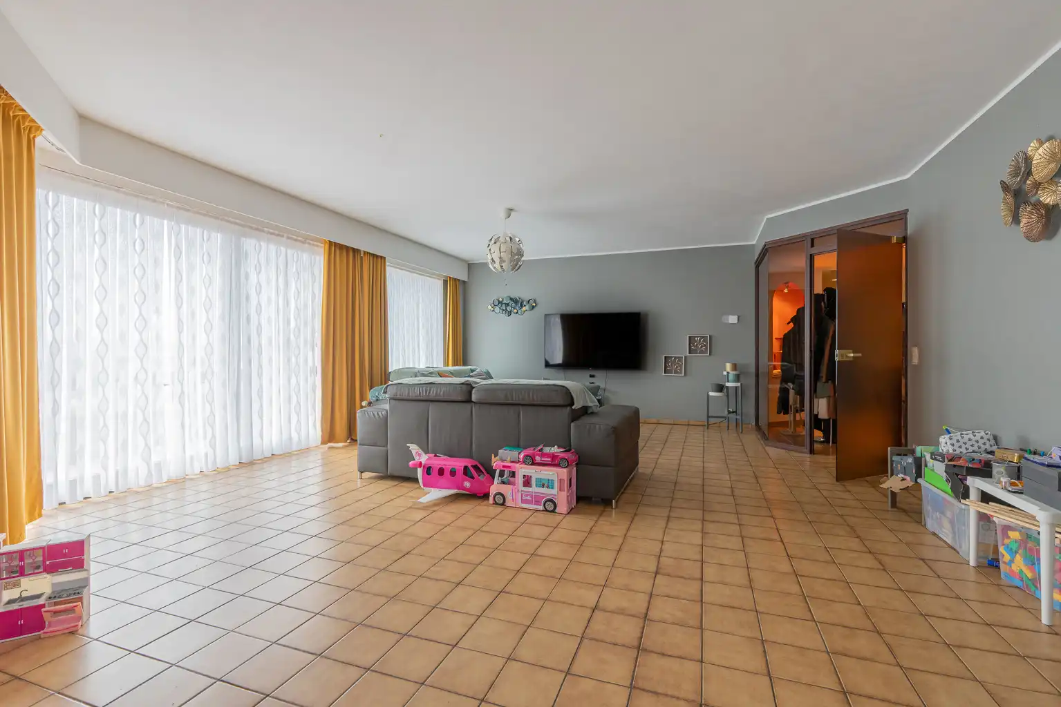 Appartement van 152m2 met 3 slaapkamers! foto 7