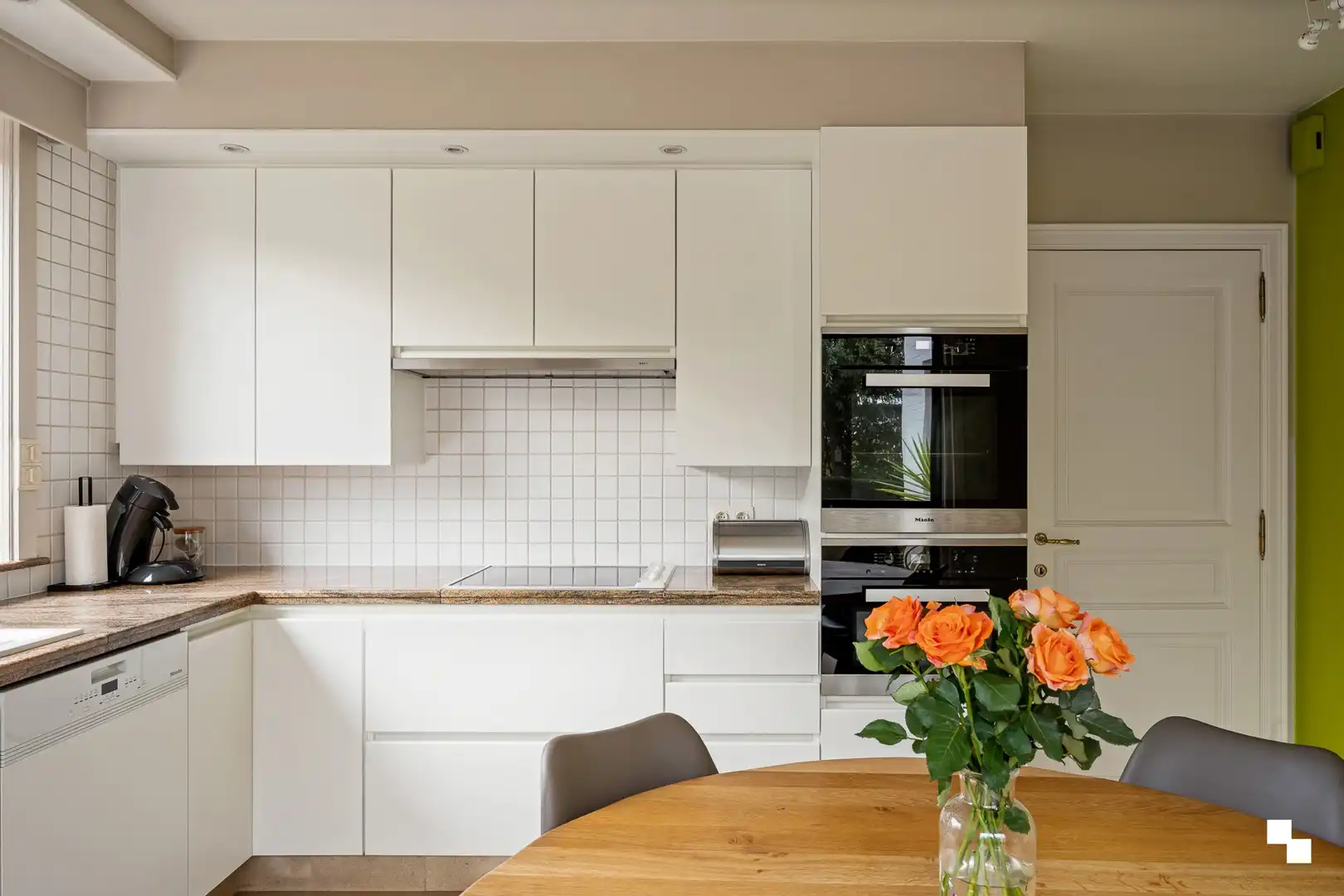 Ruimte, comfort en een toplocatie: hier woon je écht royaal te Ingelmunster! foto 10