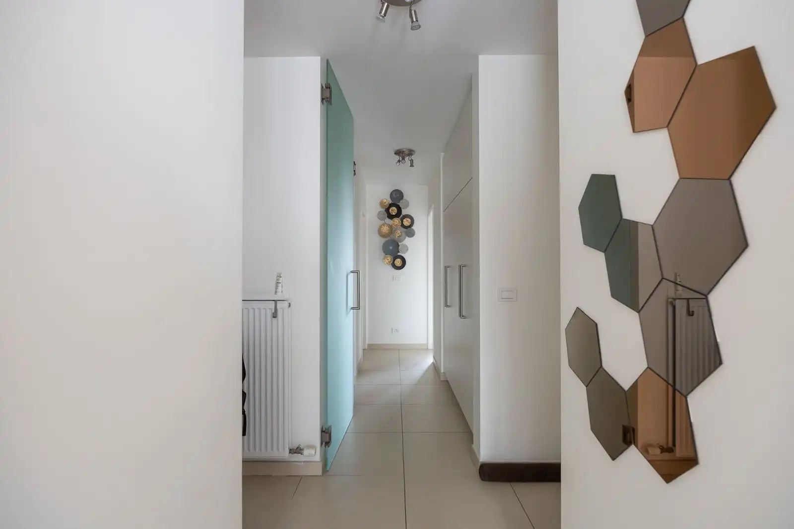 Comfortabel appartement met ruim terras én staanplaats in centrum Kapellen! foto 8