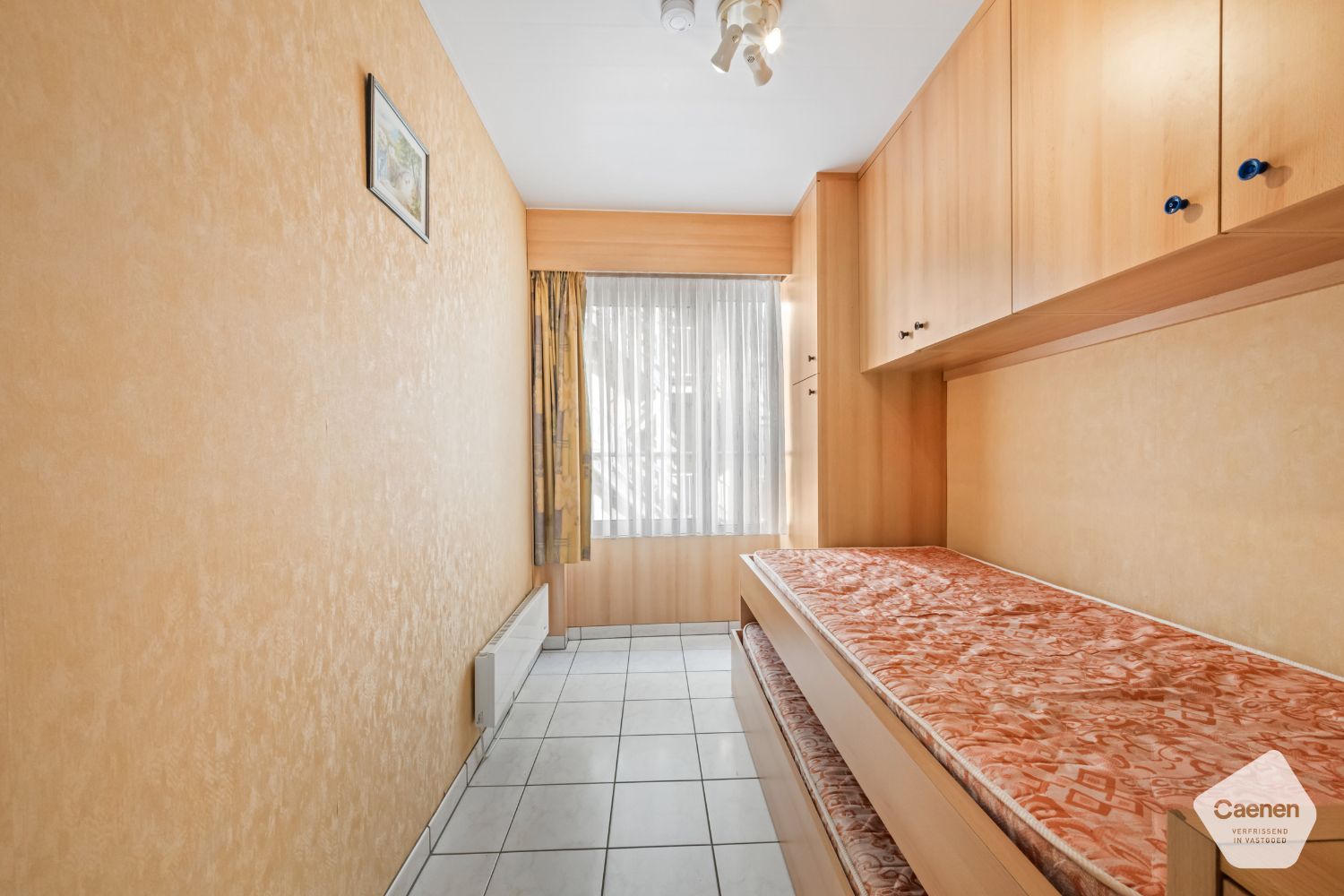 Zongericht twee slaapkamer appartement op een zucht van de Zeedijk foto 8