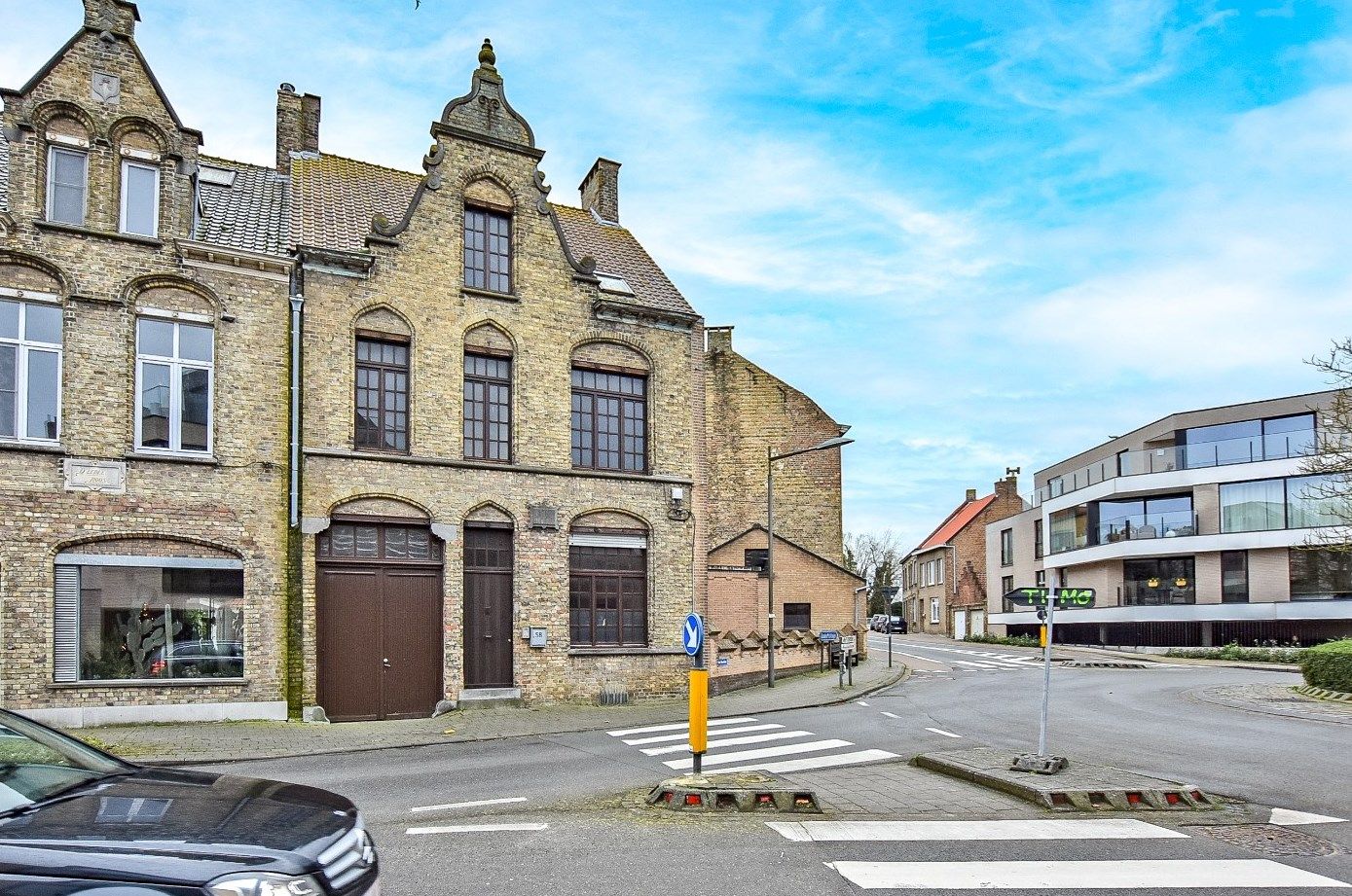 Unieke vastgoedkans in het centrum van Veurne foto 2