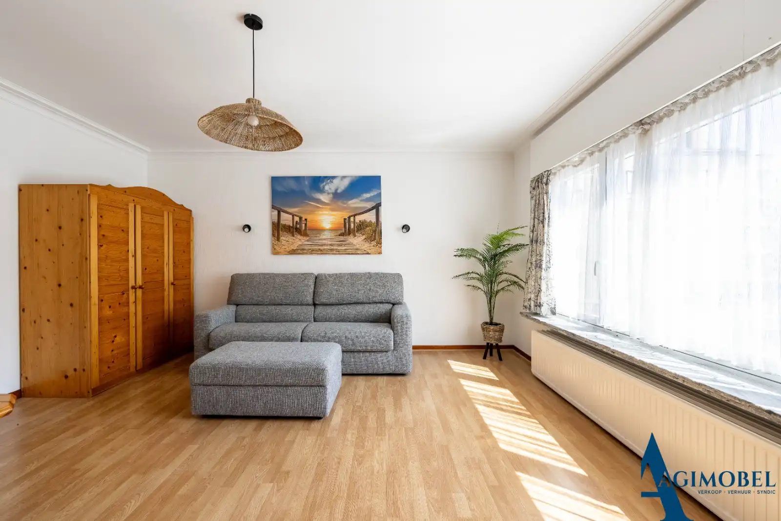 Knus appartement op de eerste verdieping op 25m wandelen van de Zeedijk. foto 6