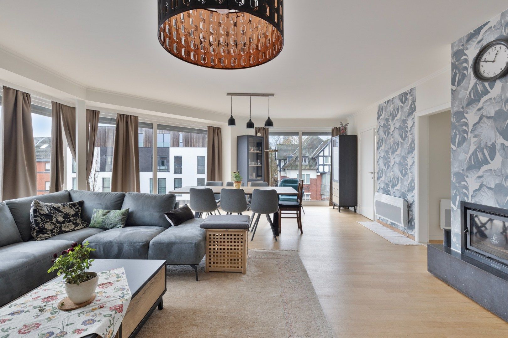 Stijlvol dakappartement met 3 slaapkamers foto 2