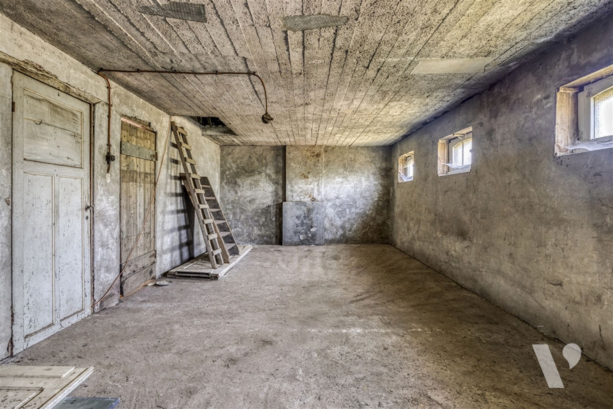 Statige woning met bijgebouw, tuin en weiland op 61a87ca foto 29