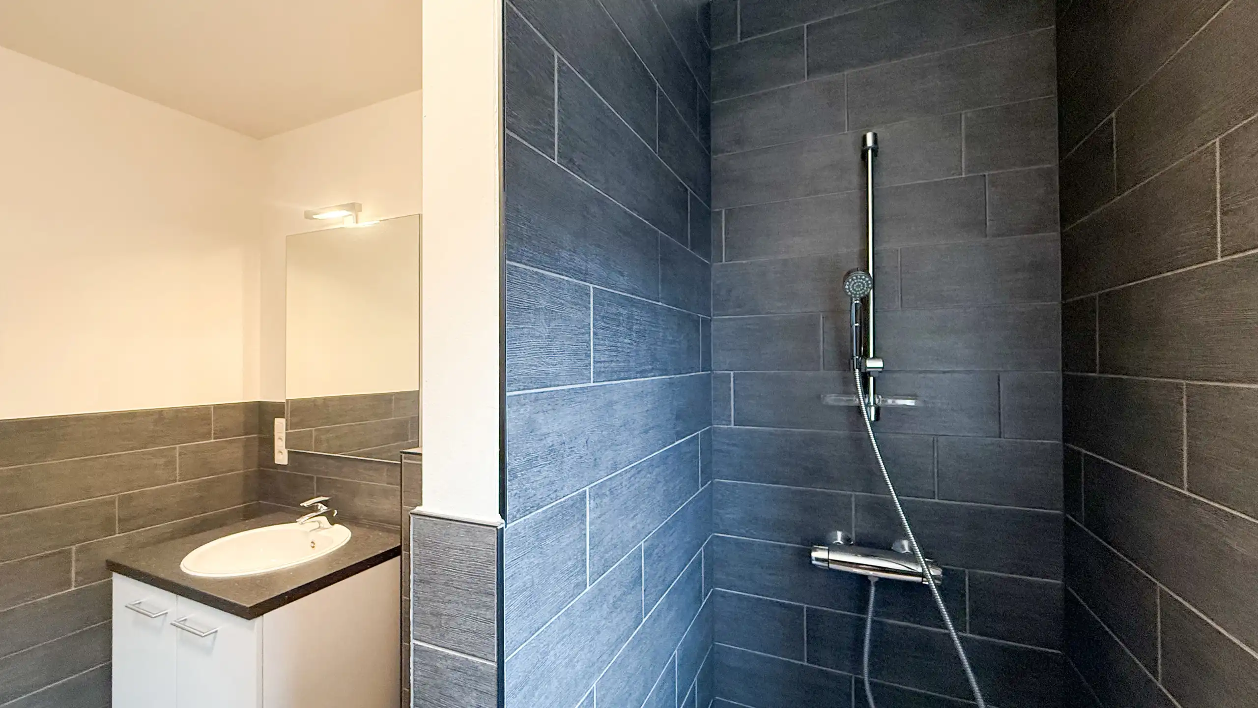 Veelzijdig investeringspand met 10 kamers, lift en kelder! foto 51