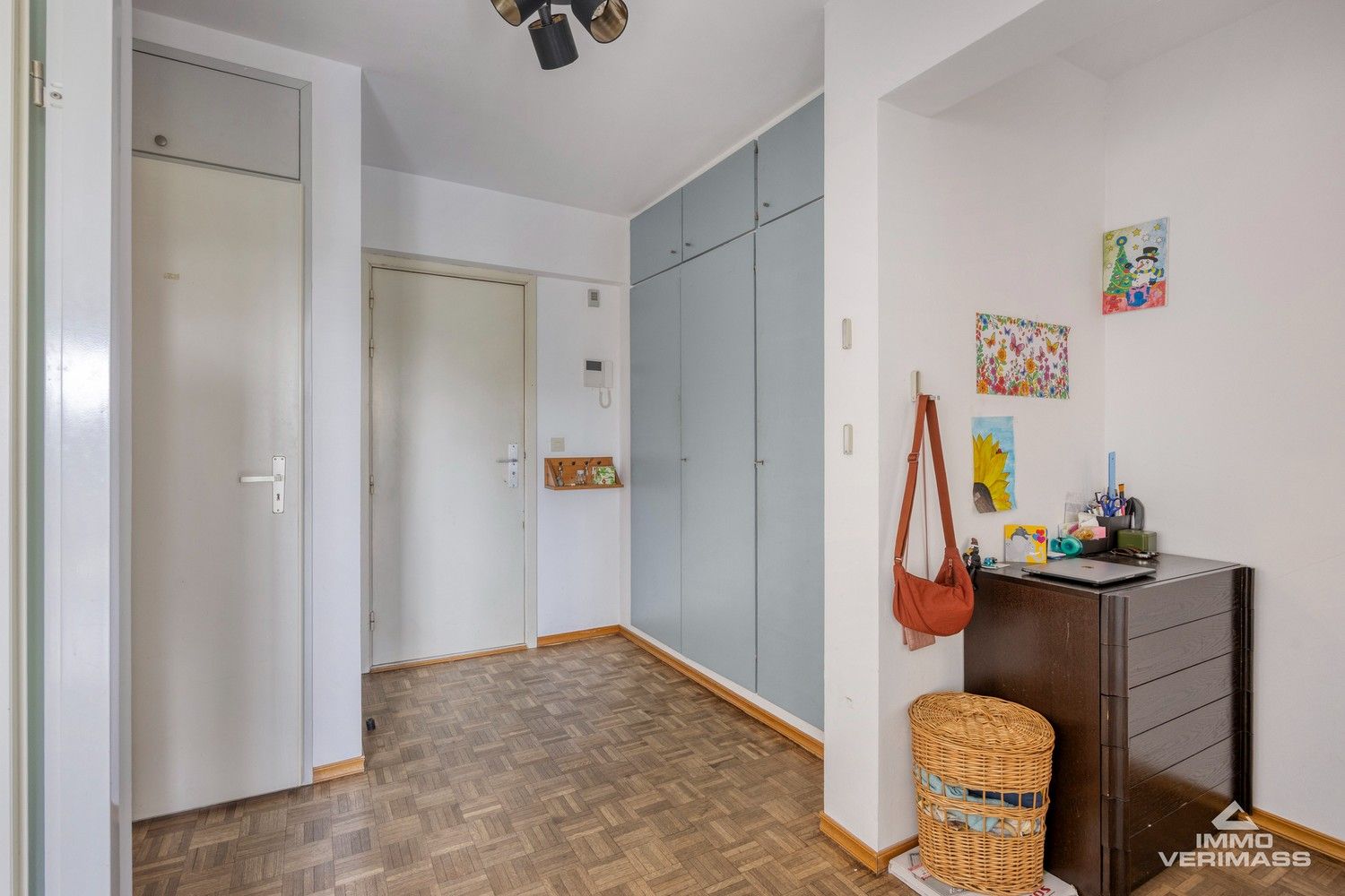 Instapklaar appartement met ruim uitzicht over de omgeving foto 4