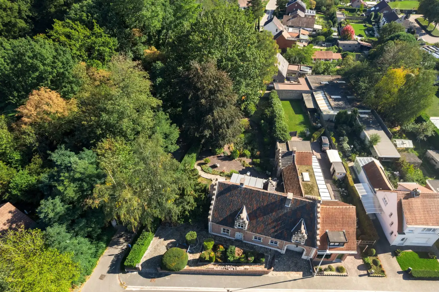 UITZONDERLIJK LANDHUIS OP PERCEEL VAN 1.194 m²! foto 24