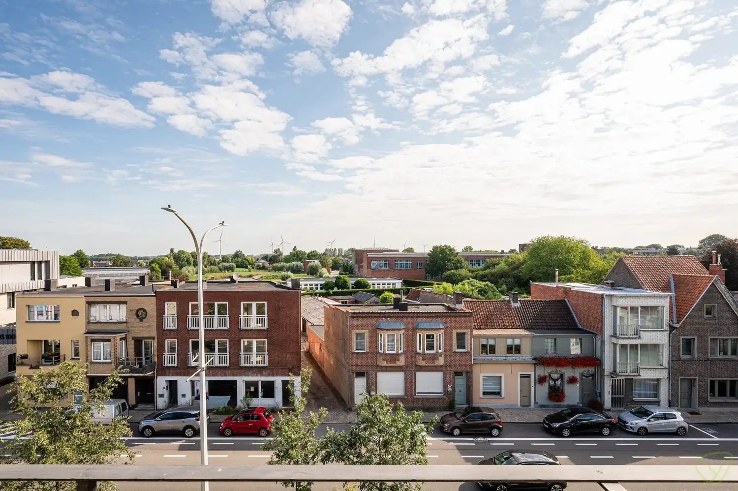 Lichtrijk appartement met twee terrassen en garage-optie in centrum Eeklo foto 16