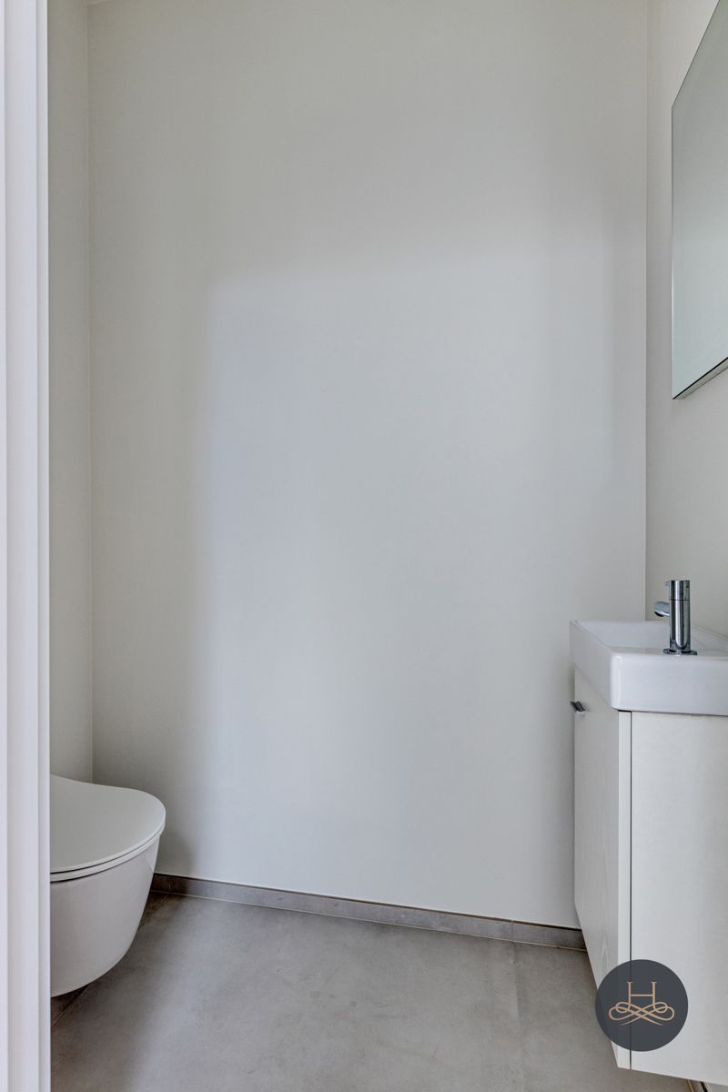 Lichtrijke nieuwbouw met 4 slaapkamers foto 6