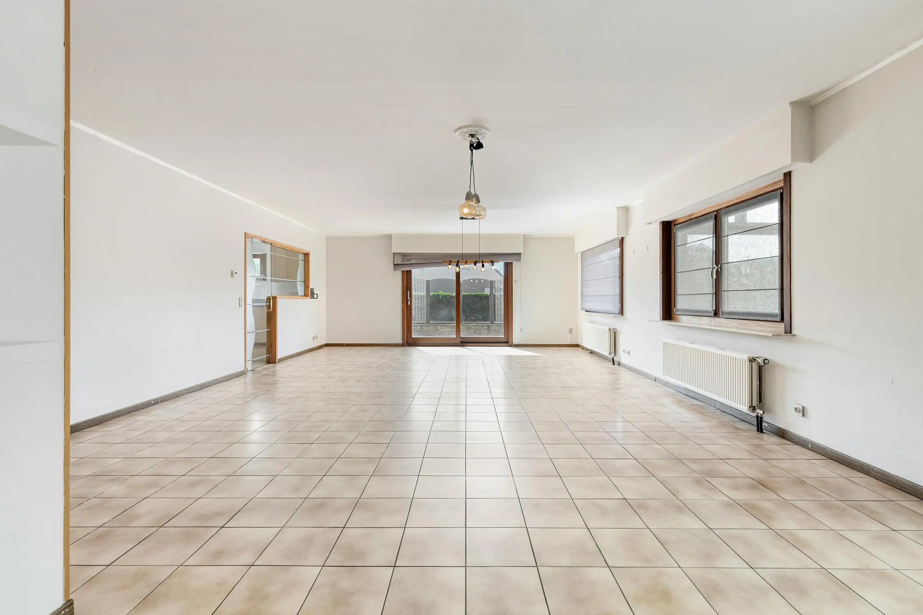 Ruime instapklare woning met 3 slaapkamers te koop in Oostduinkerke! foto 4