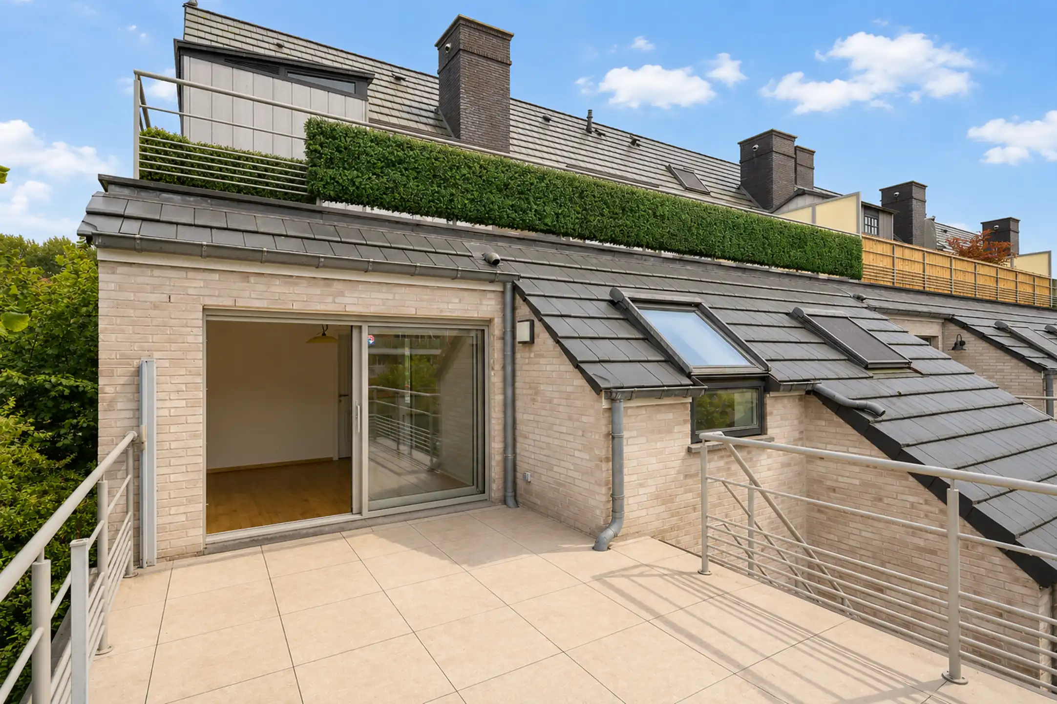 Stijlvol 2-slaapkamerappartement met 2 terrassen, private tuin, staanplaats en berging in hartje Heide foto 24