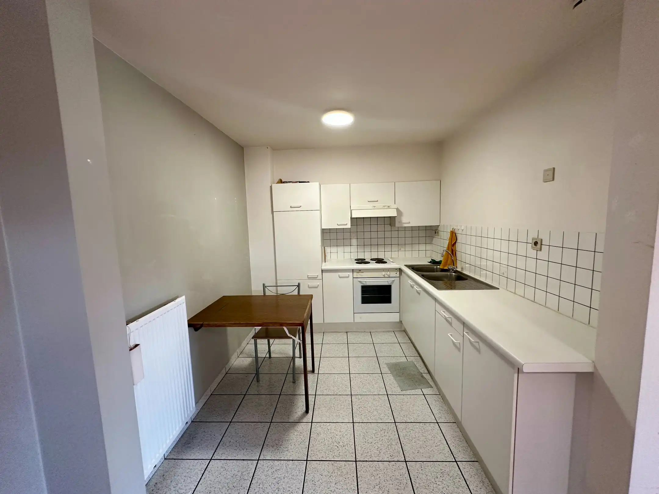 Gelijkvloers appartement met 2 slaapkamers, terras en privé garagebox foto 7