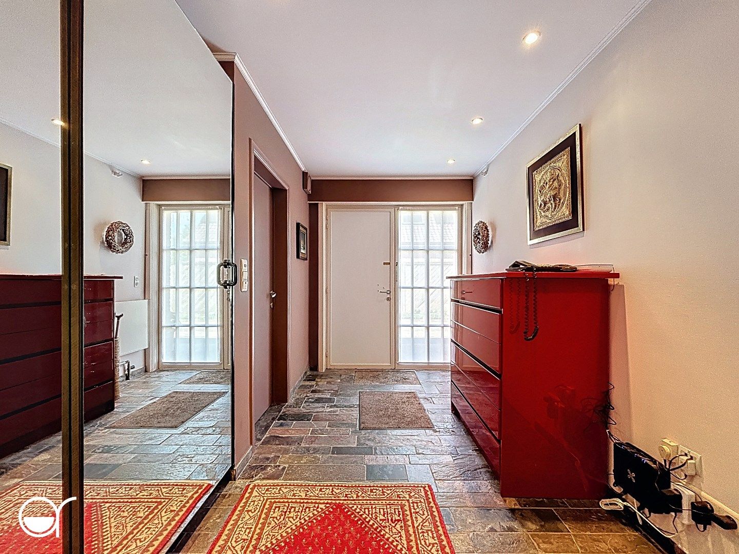 Rustig gelegen bungalow met tuin en 2 garages in Vosselare foto 3
