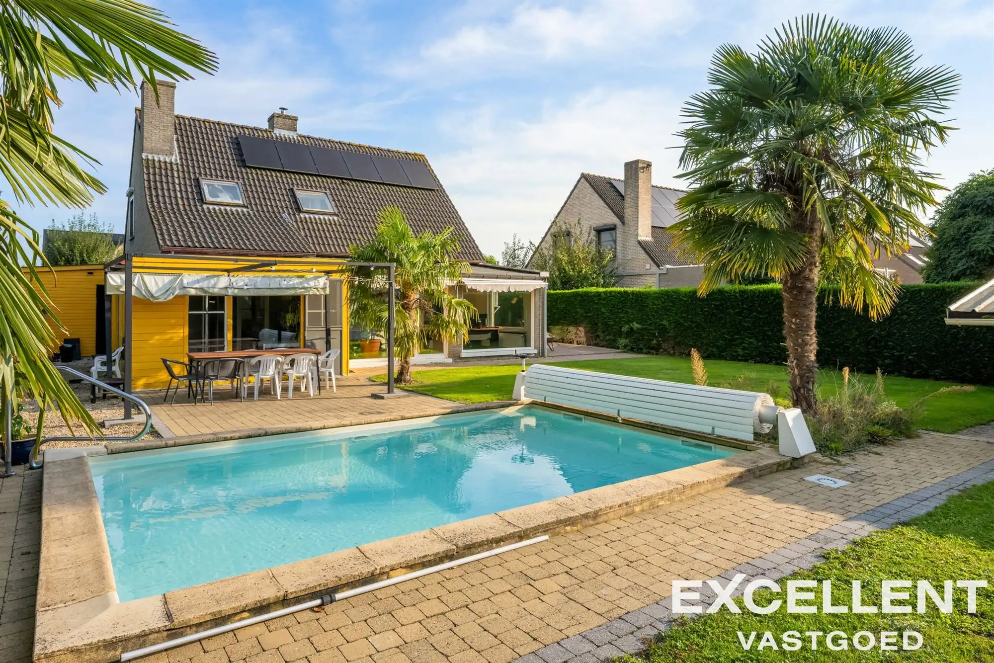 Villa op ruim perceel te Nevele dorp foto {{pictureIndex}}
