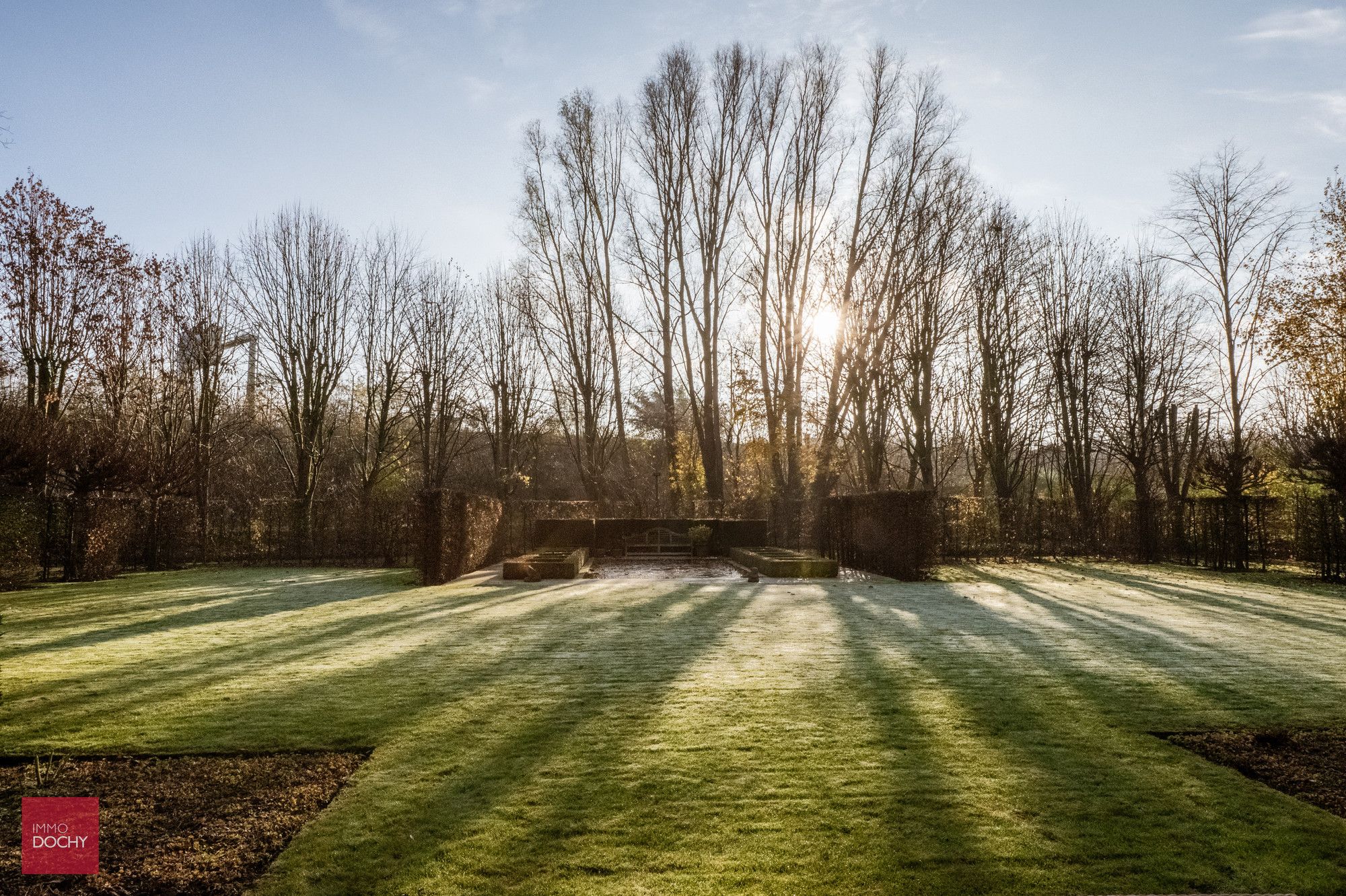 Zeer goed onderhouden ruime villa op ca. 4.000m² foto 13