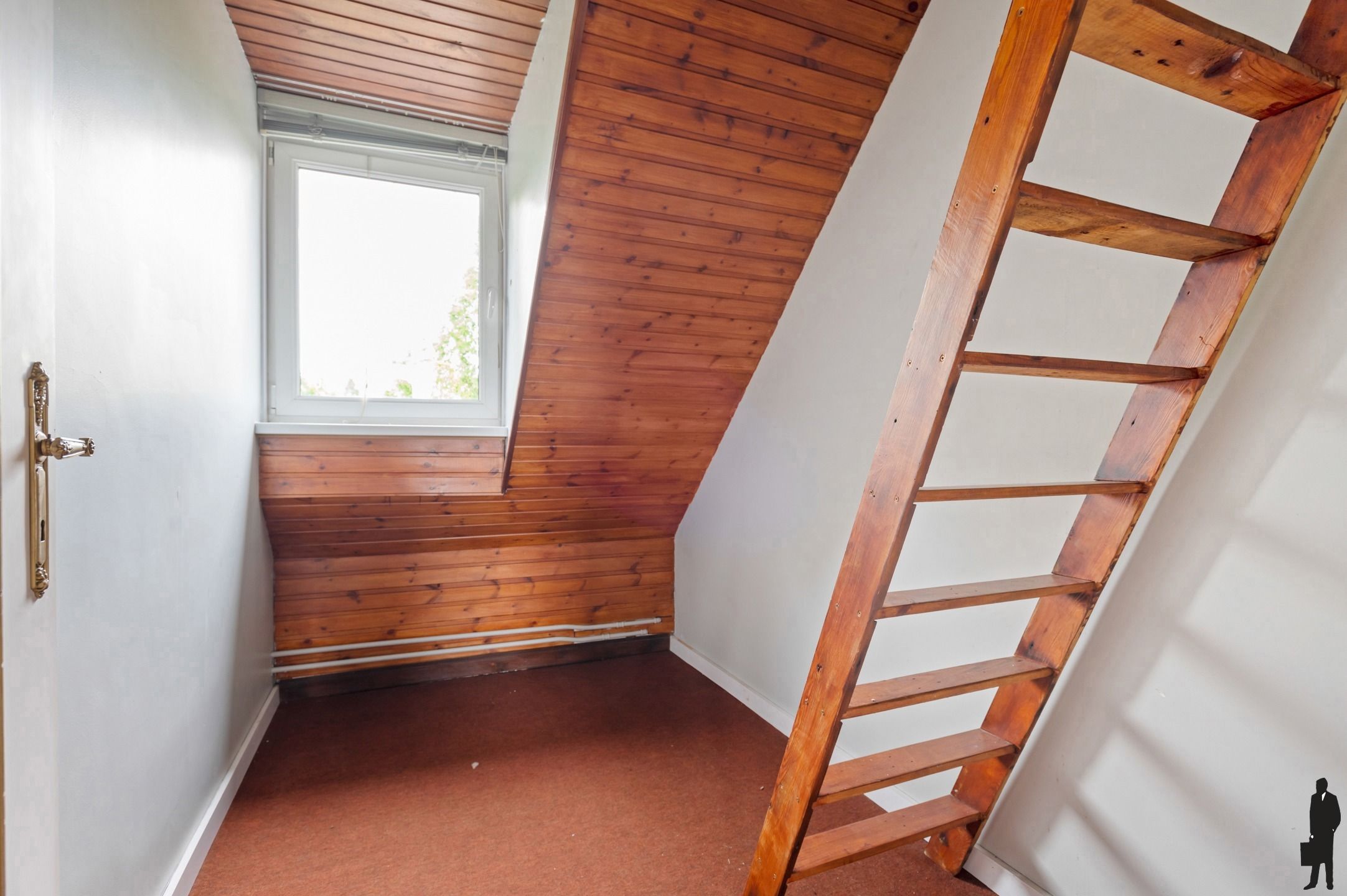 Lichte woning met tuin, garage en 4 slaapkamers foto 19