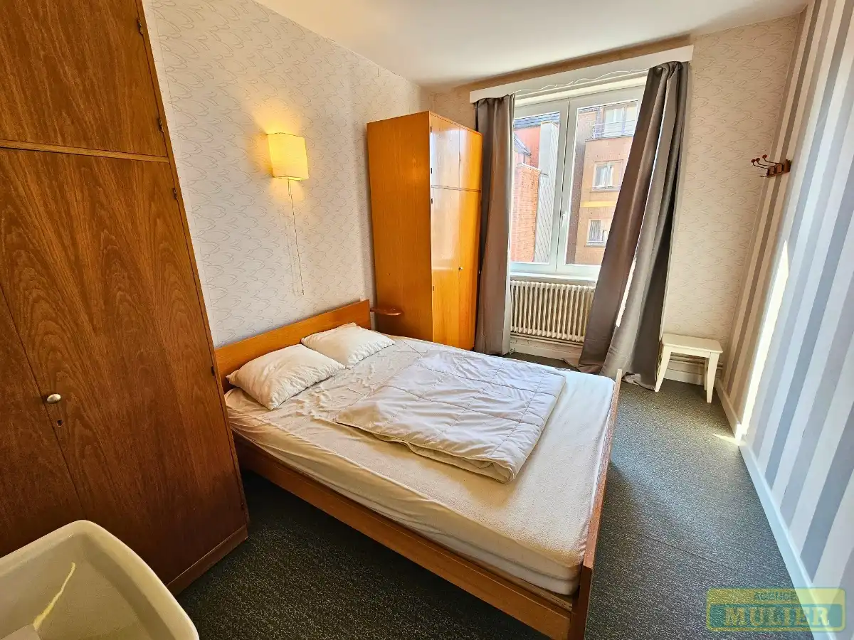 APPARTEMENT MET BREED FRONTAAL ZEEZICHT TE KOOP TE DE PANNE foto 9