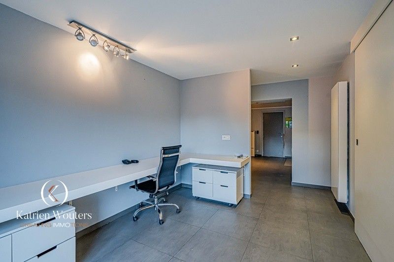 Gebouw voor gemengd gebruik met veel potentieel foto 16