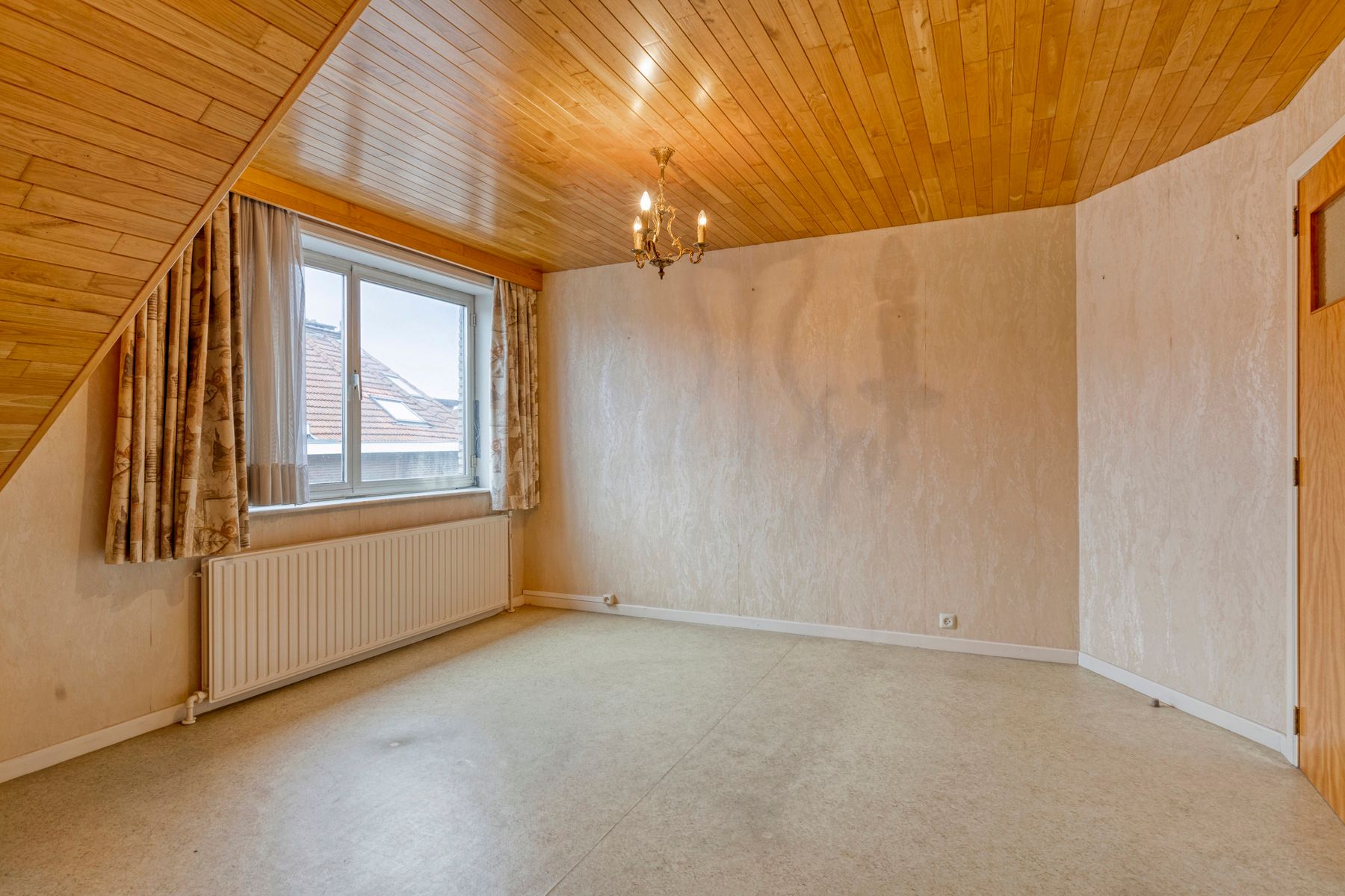 Bel-etage woning met enorm potentieel op 12a 38ca  foto 16