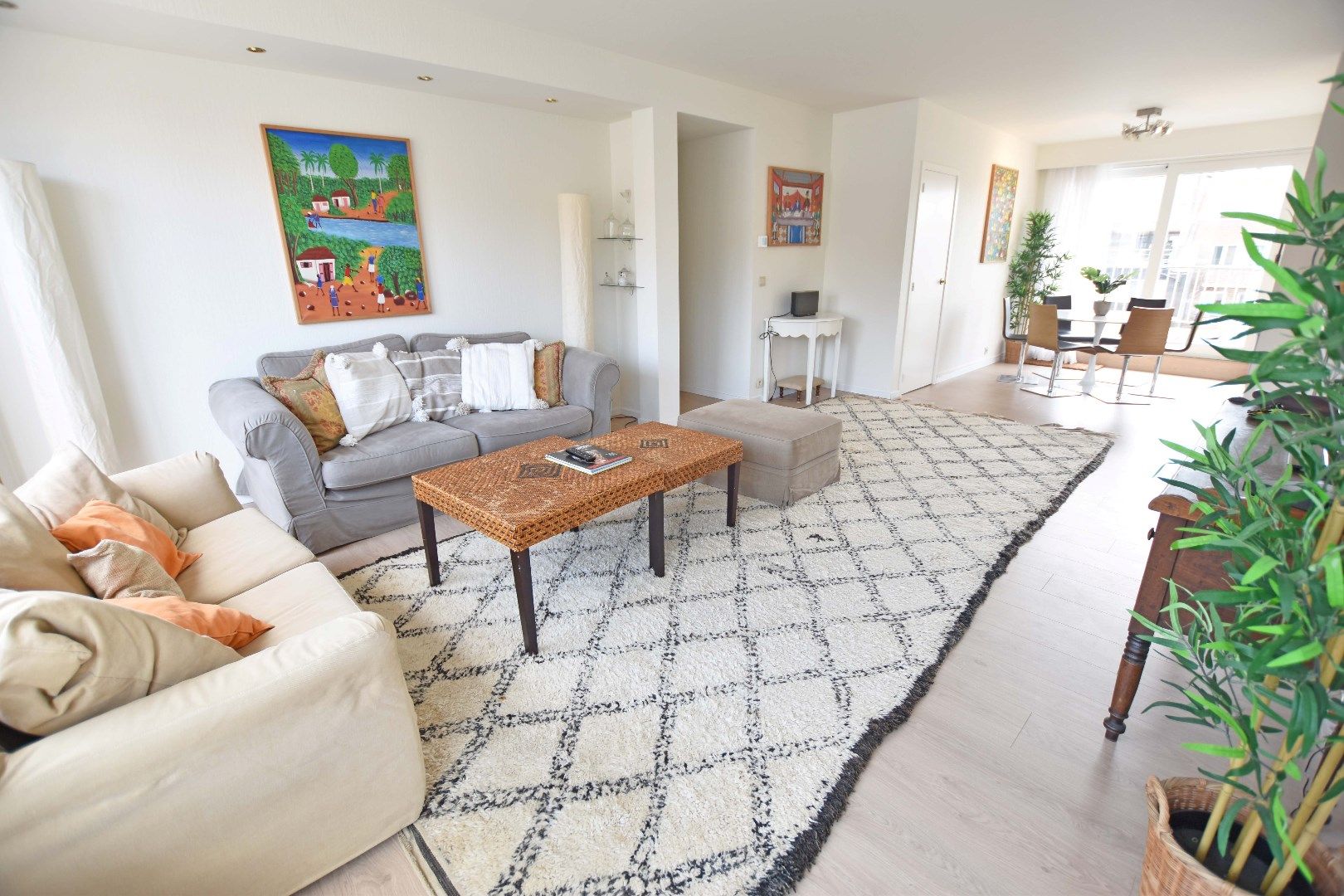 Penthouse met uitzonderlijk ruime terrassen, rustig gelegen in het centrum tussen de Zoutelaan en de Dumortierlaan foto 6
