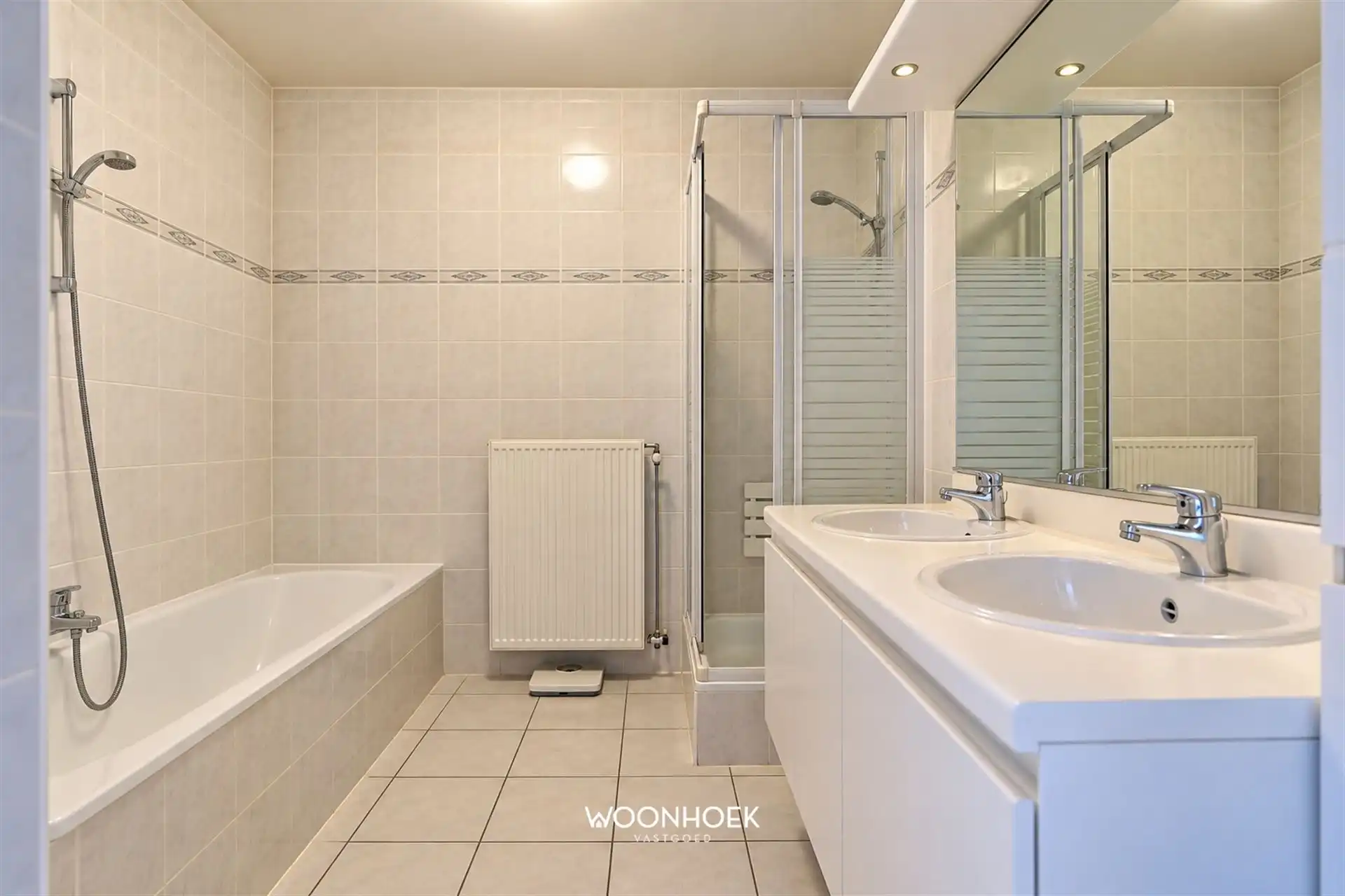 Ruim 2-slpk appartement met staanplaats en EPC-B! foto 7