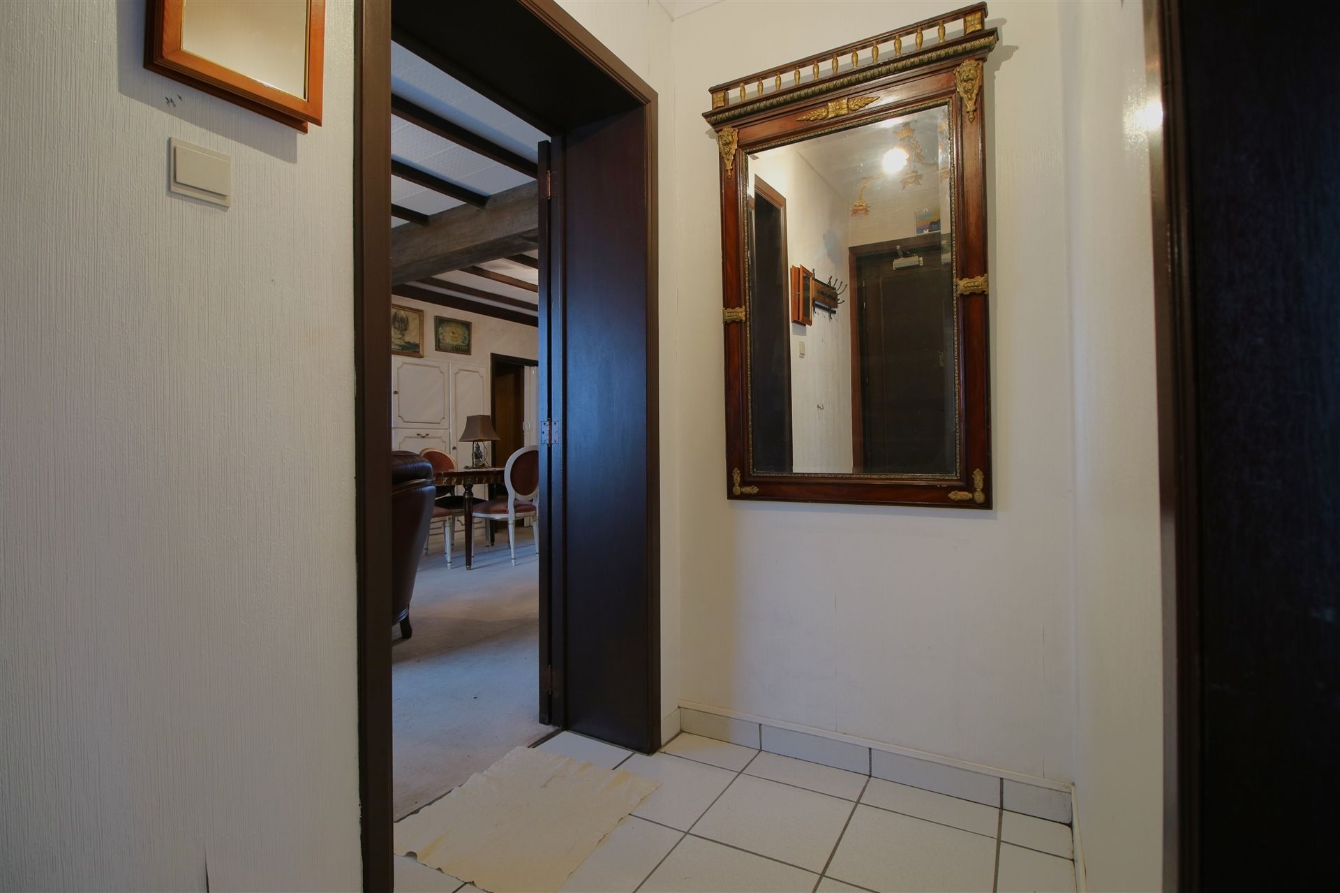 Te renoveren woning / handelshuis in het centrum foto 2