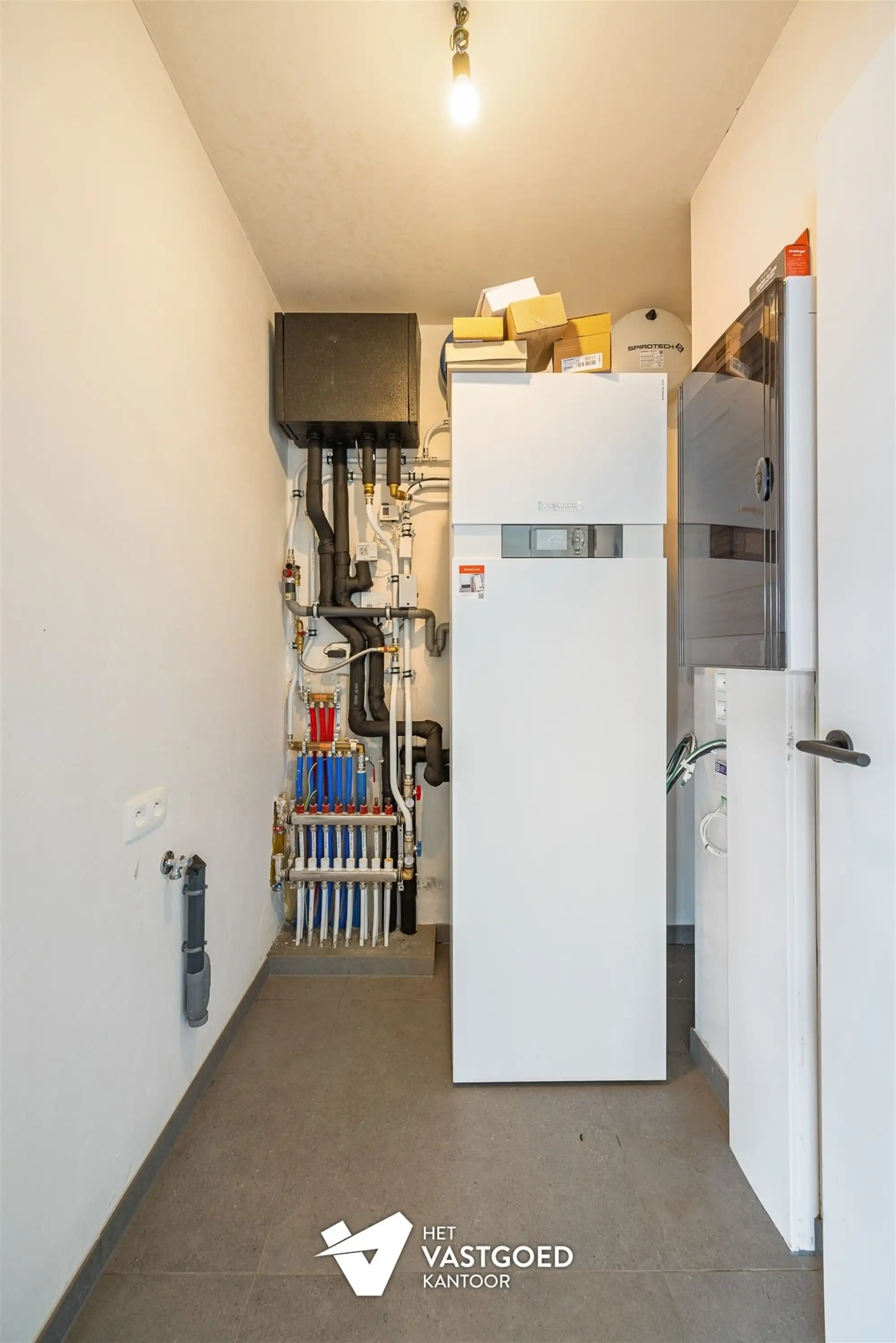 RUIM 1-SLAAPKAMERAPPARTEMENT MET AANGENAME BUITENRUIMTE foto 15