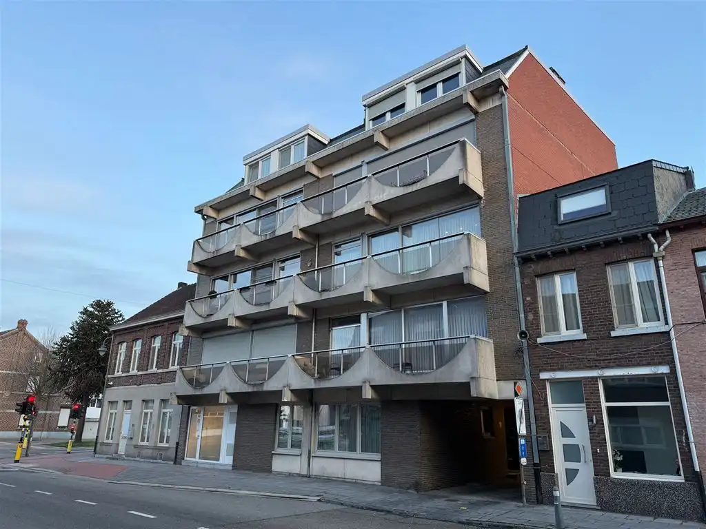 Appartement foto {{pictureIndex}}