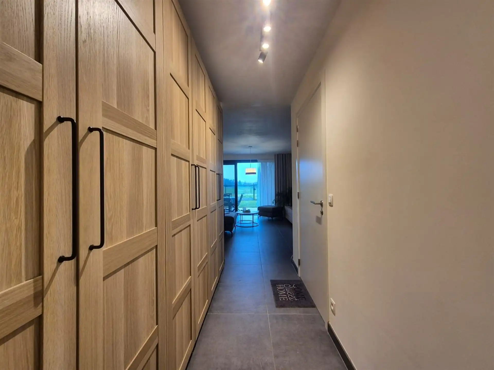 Energiezuinig gelijkvloers appartement met 2 slaapkamers en tuin. foto 3