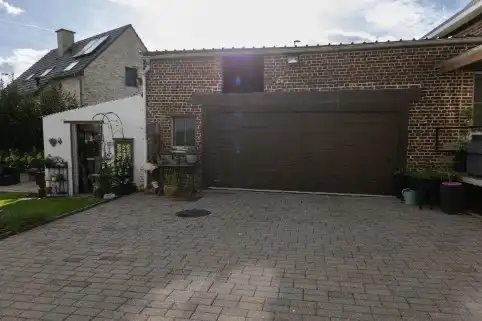 Instapklare woning met tuin in landelijk kader foto 19