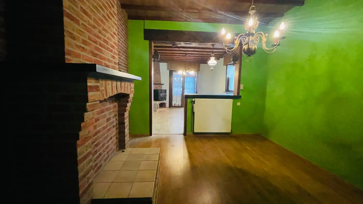 Centraal gelegen woning met 3 slpks, ruime volumes en zonnige buitenruimte foto 4