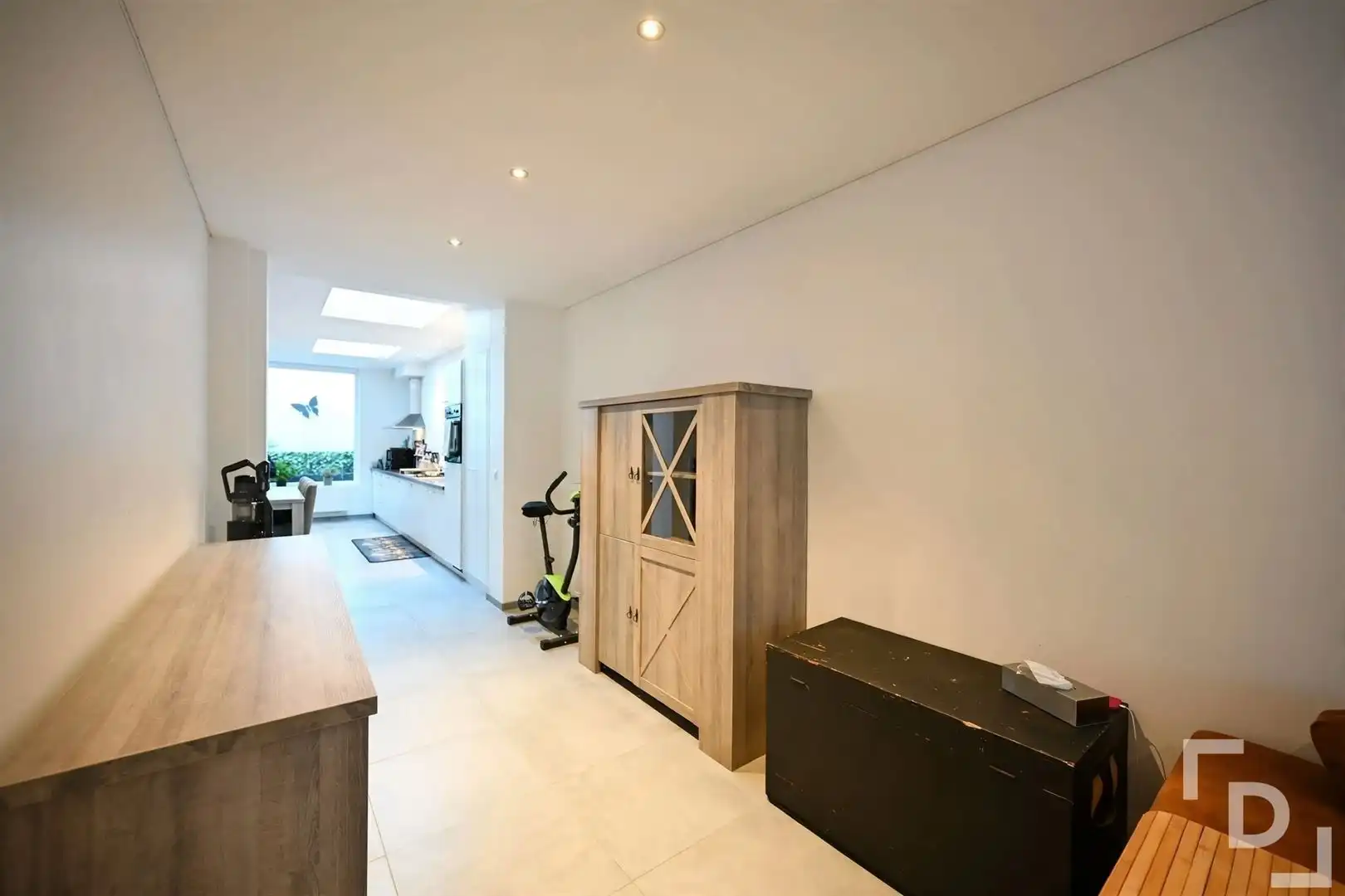 Statige woning in het hart van Ieper foto 6