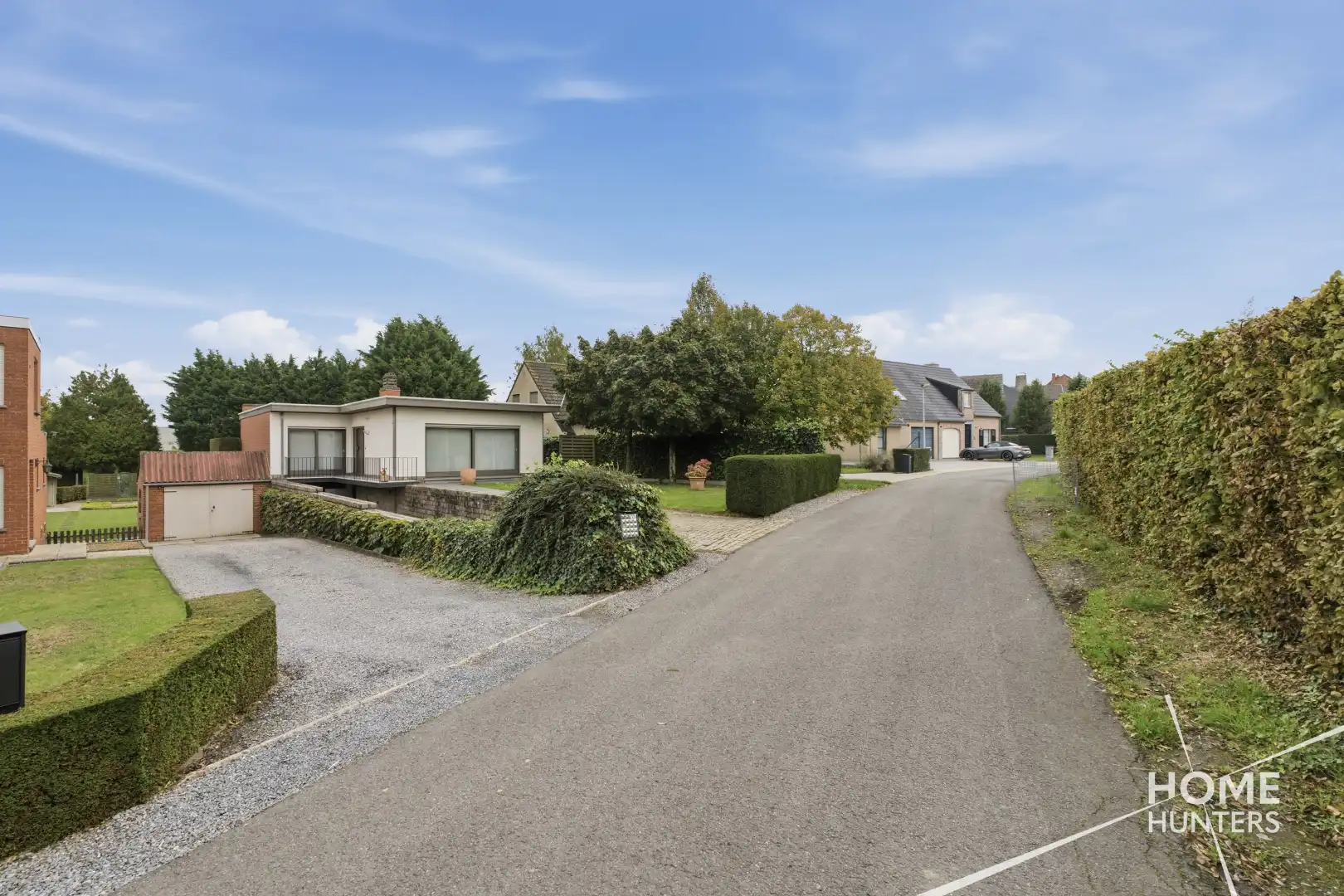 RUSTIG GELEGEN BUNGALOW MET RUIME TUIN EN VEELZIJDIGE KELDERRUIMTE foto 29