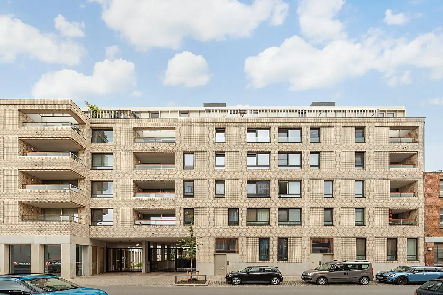 Recent 1-slaapkamer appartement met terras vlakbij Park Spoor Noord foto 22
