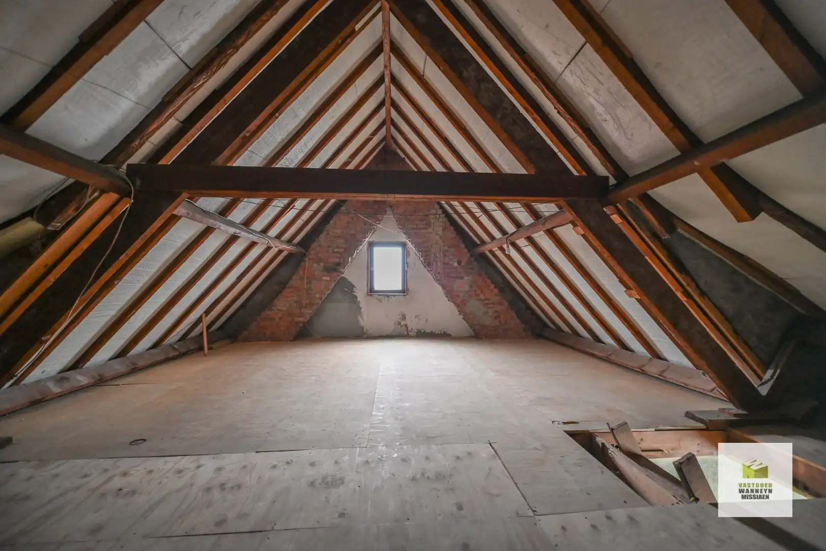 Te renoveren woning met 3 slpk, grote tuin en landelijk vergezicht op 608m2 foto 14